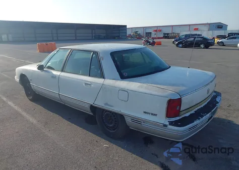 1992 Oldsmobile 98 Regency из США, поврежденный, VIN 1G3CX53L4N4310471